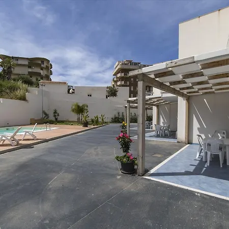 Bella Vita, Piscina&mare Holiday home *