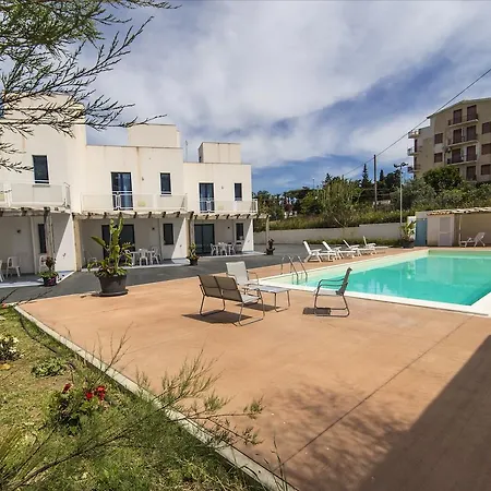 Bella Vita, Piscina&mare Σπίτι διακοπών *
